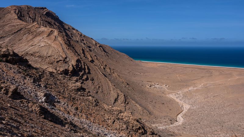 Featured image for Foreign Tourists Stranded on Yemen's Socotra Island Amid Rising Tensions