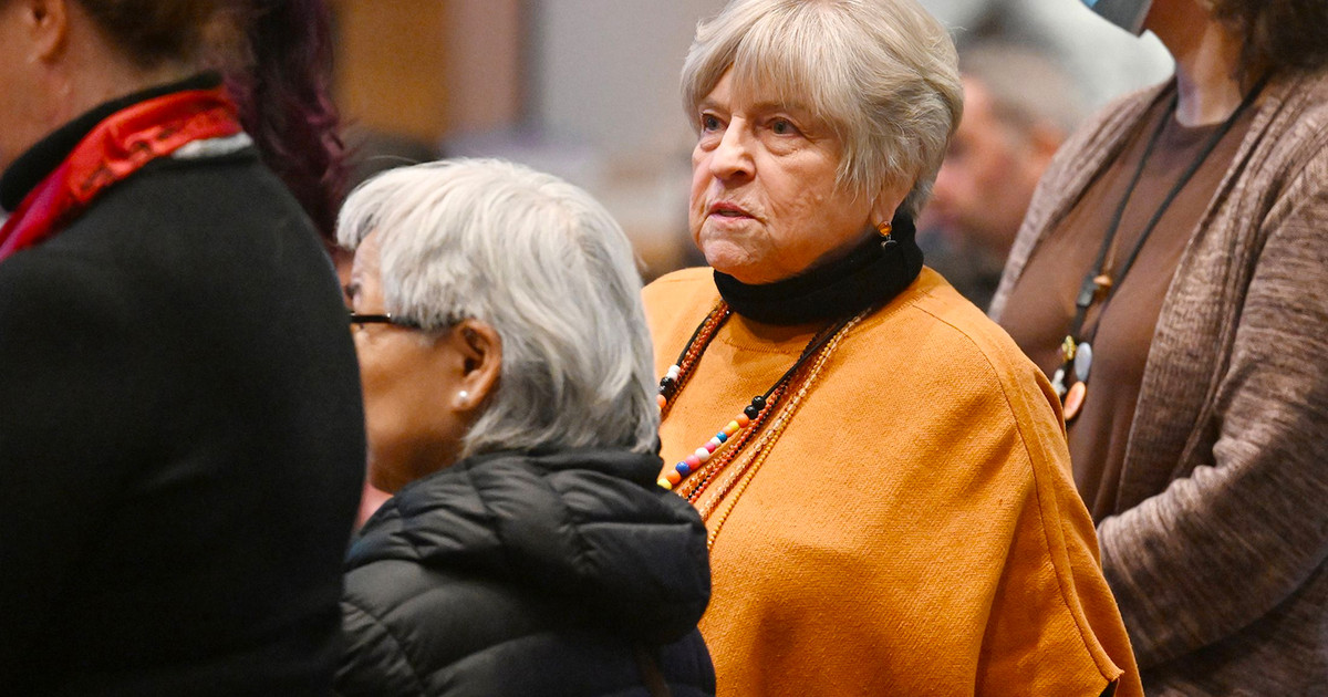 Anchorage Library Deputy Director Resigns Amid Controversy.