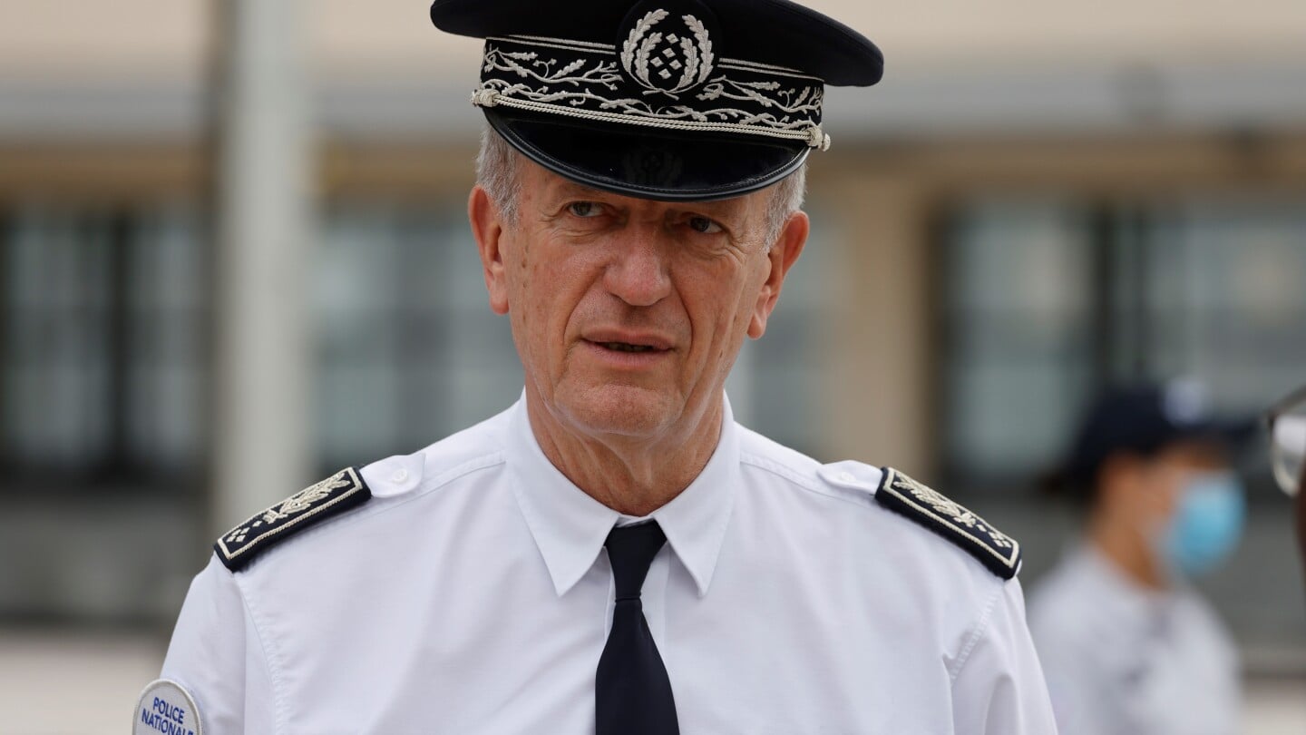 Featured image for "French National Police Chief Calls for Removal of Investigated Officers from Prisons"