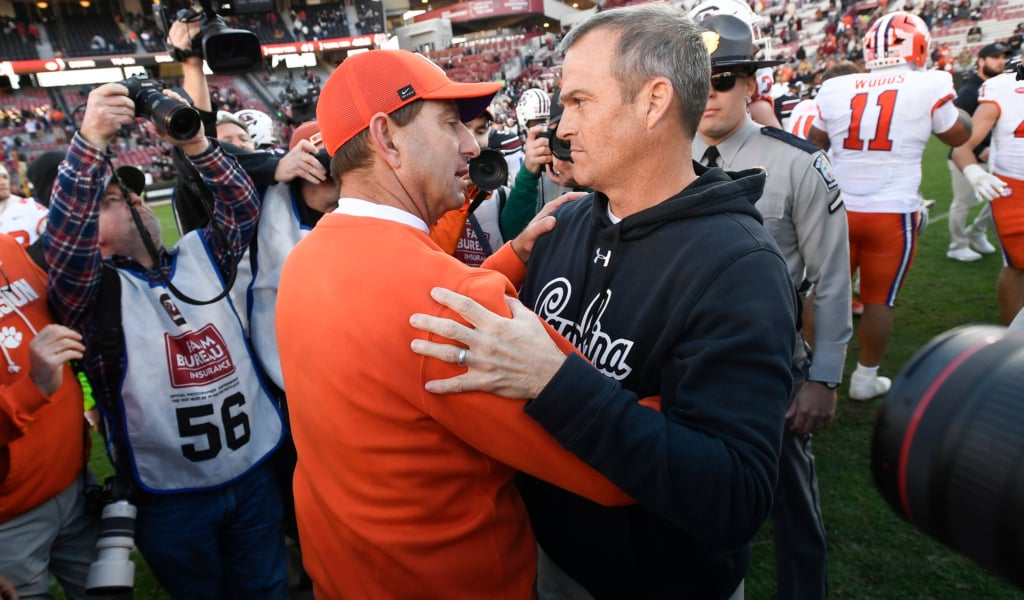 Featured image for Swinney Praises Sellers as Clemson Tops South Carolina 28-14