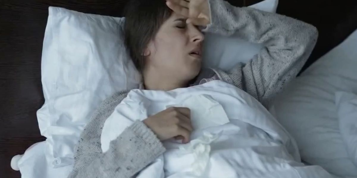 Featured image for "JN.1 Variant Surge: Experts Warn of Unusual Symptoms and Rising Infections"