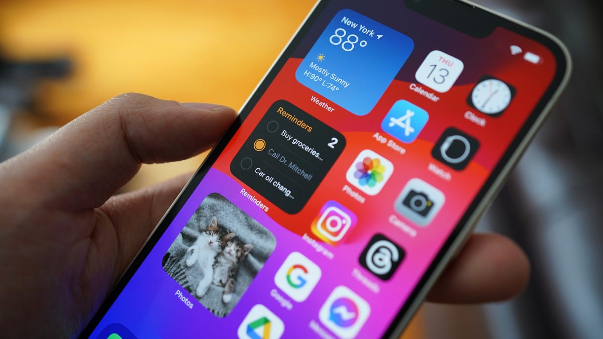 "Apple Urges Immediate iOS 17 Update for iPhone Security"