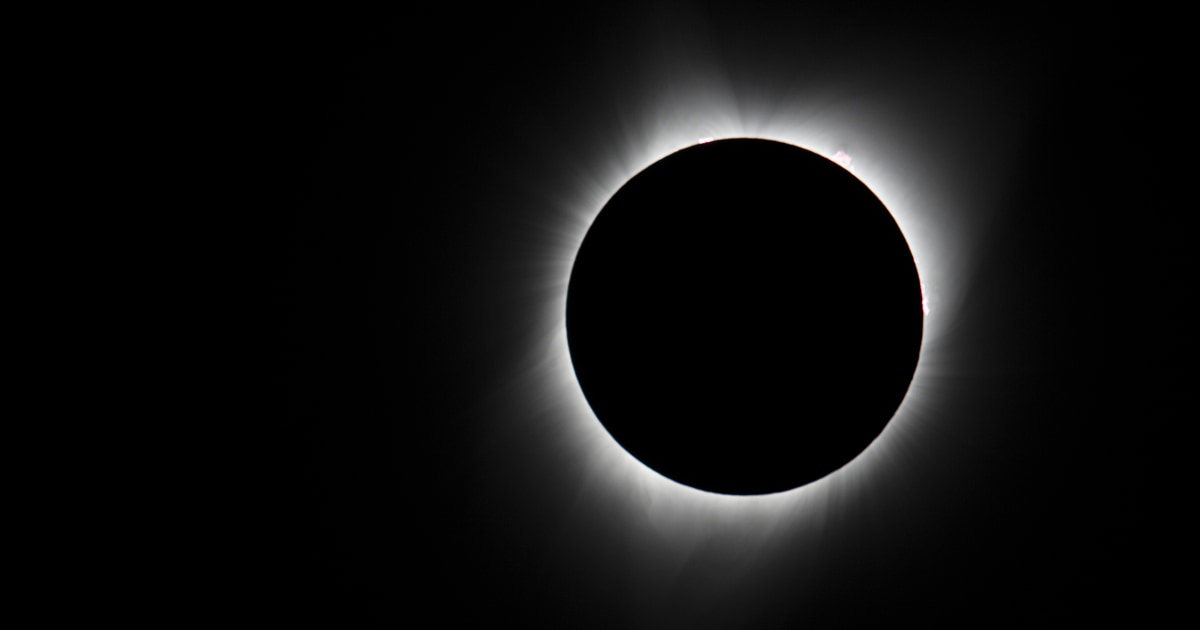 Featured image for "NASA and Scientists to Study Solar Eclipse with Planes and Probe"