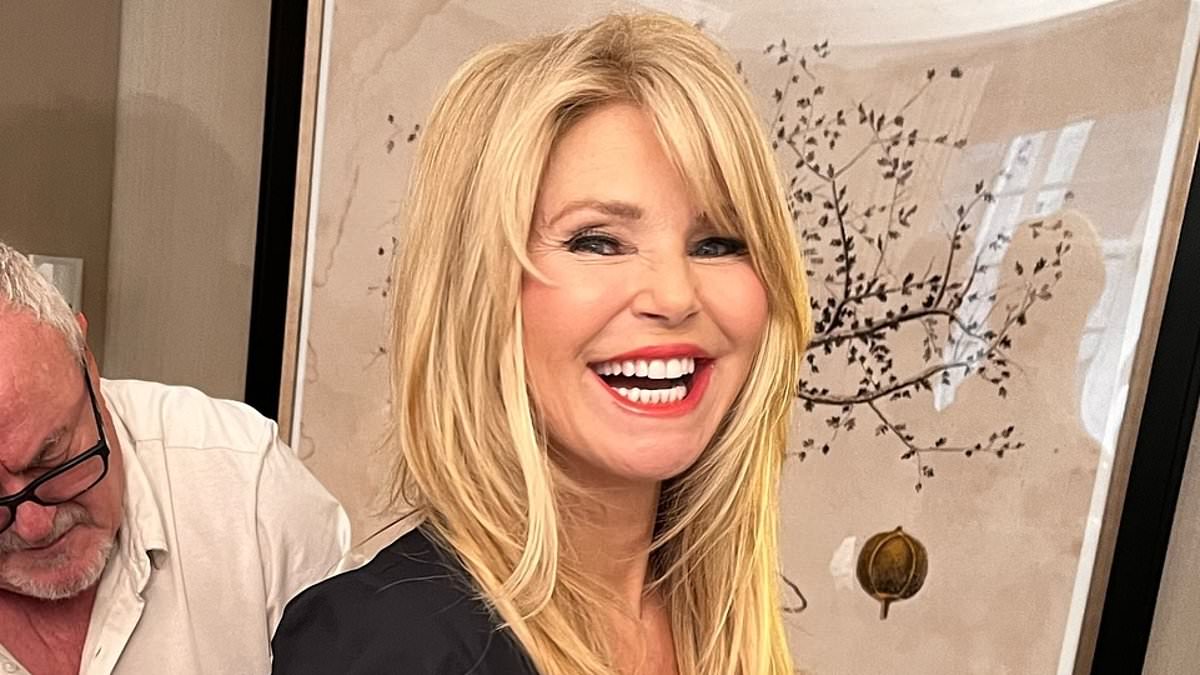 Featured image for Christie Brinkley Embraces Body Positivity at 70