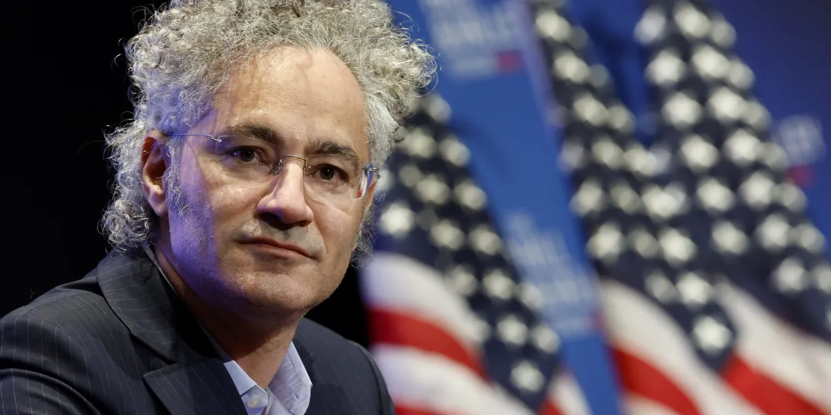 Palantir Achieves Record Revenue and Stock Surge Amid AI Concerns