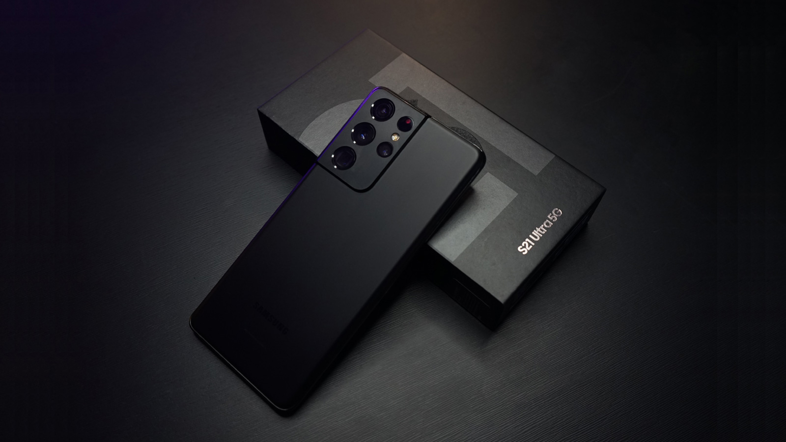 Featured image for Samsung Galaxy's One UI 6 Update Introduces Powerful Auto Blocker Feature