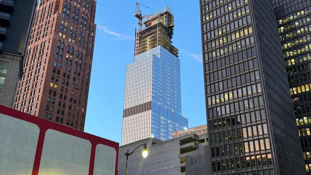 Featured image for "Michigan's Second Tallest Skyscraper, Hudson's Site, Reaches Construction Milestone with New Name"