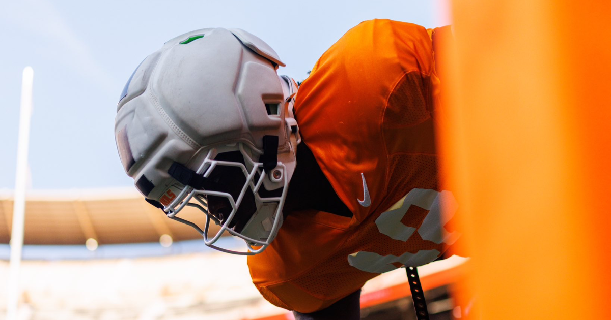 Featured image for Tennessee Football Scrimmage Insights and QB Battle Update