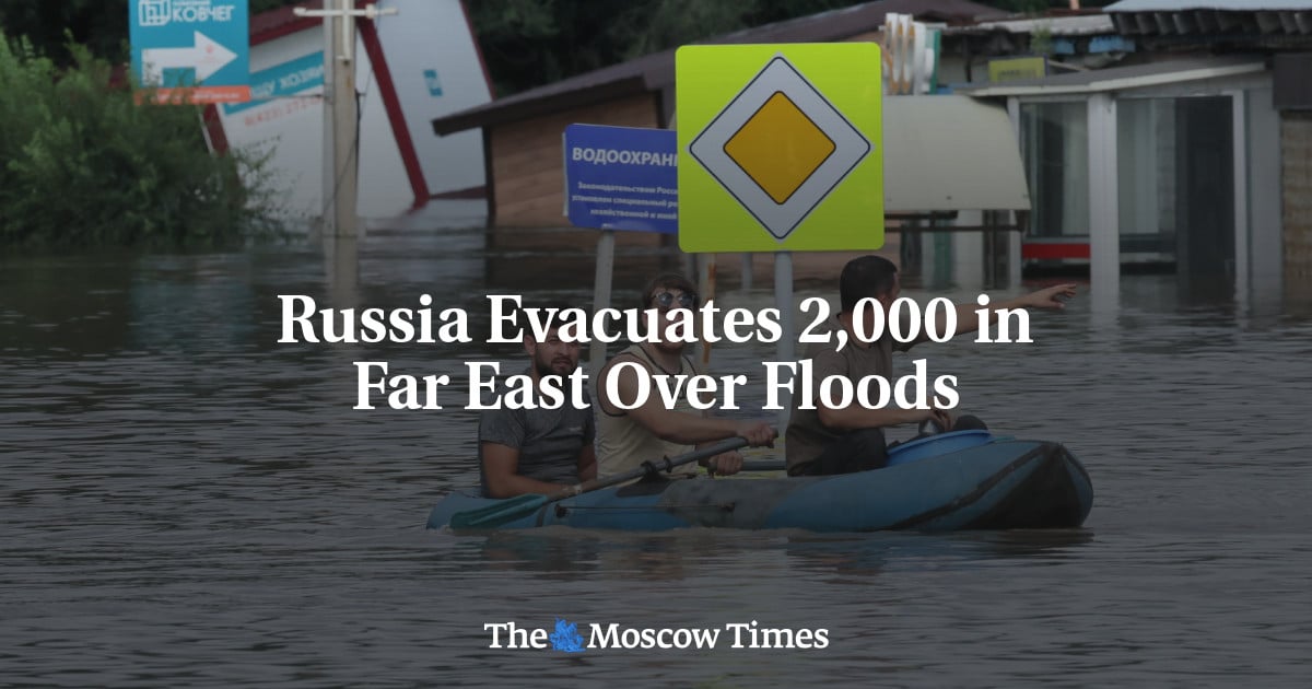 Featured image for Massive Floods in Russia's Far East Prompt Evacuation of 2,000 People