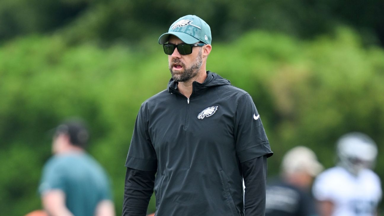 Featured image for Eagles Coach Nick Sirianni Revamps Strategy After Tough 2023 Season