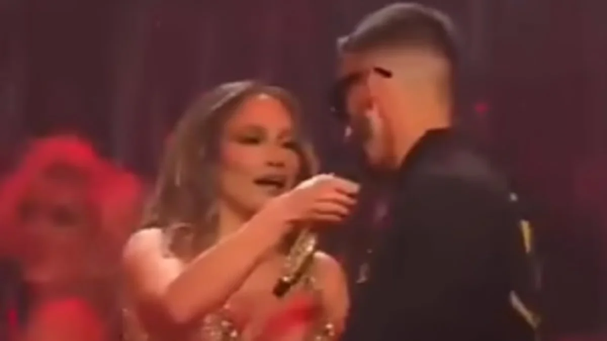 J.Lo ribs ex Ben Affleck as fan named Ben hits the Vegas stage with her