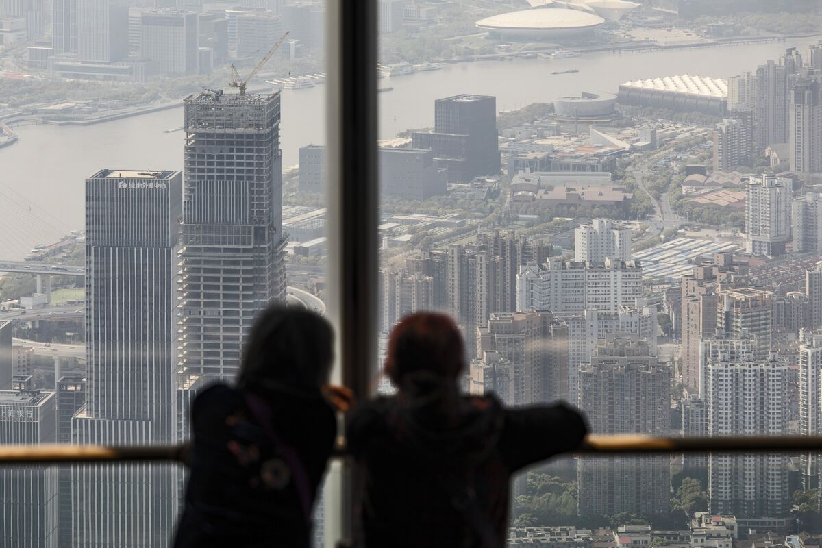 Investor Confidence Wavers as Asia Markets Await Earnings Reports.