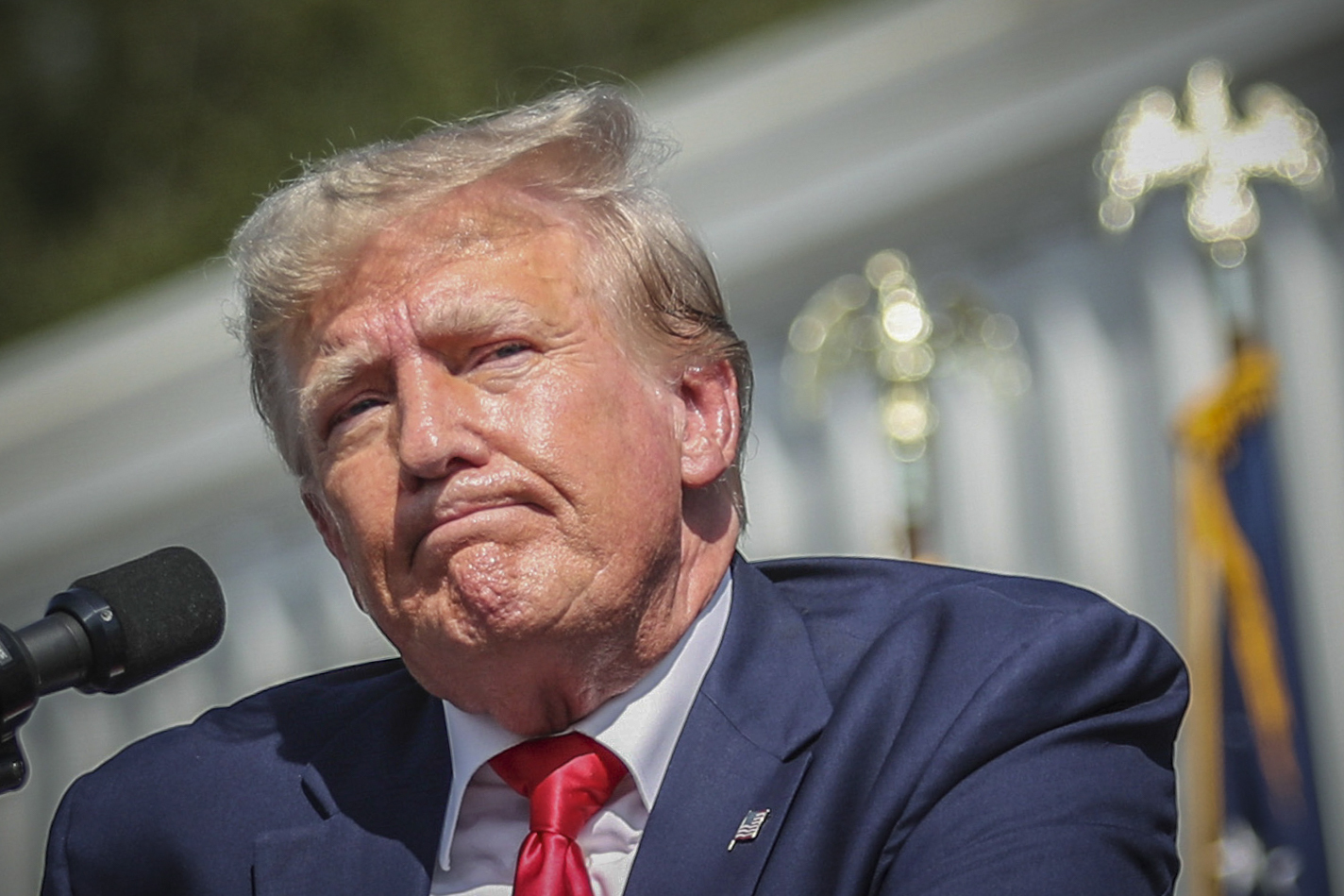 Trump's Electability Questioned by GOP Rivals, But Polls Tell a Different Story