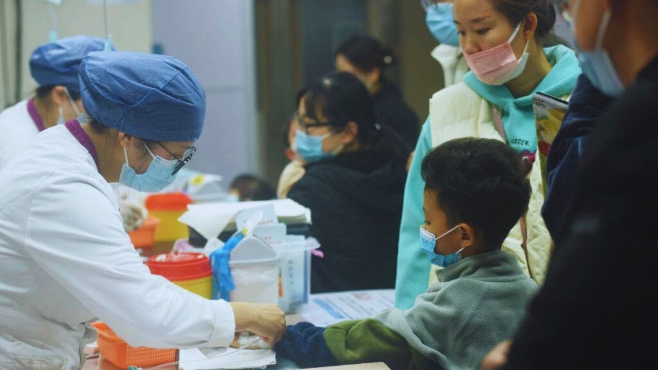 GOP Senators Urge Biden to Implement China Travel Ban Amid Mystery Illness Outbreak