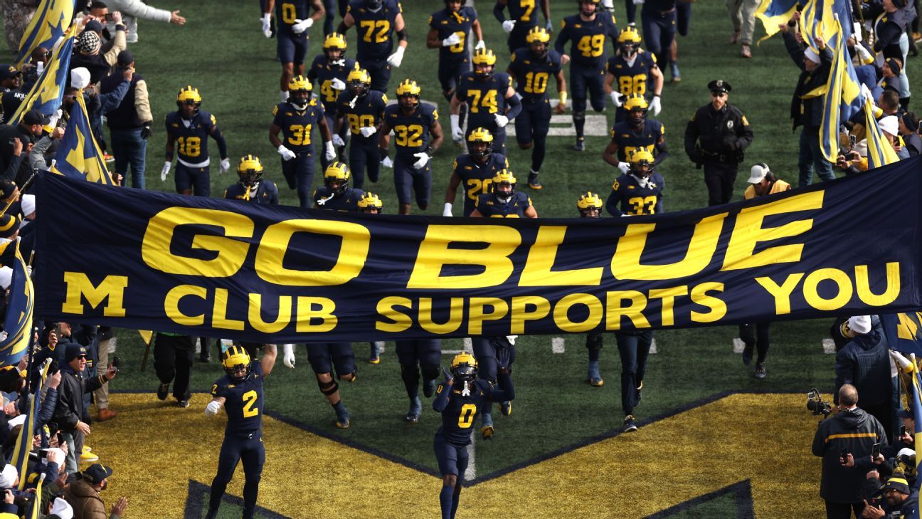 "Shakeup in College Football Rankings: Ohio State Drops, Michigan Rises"