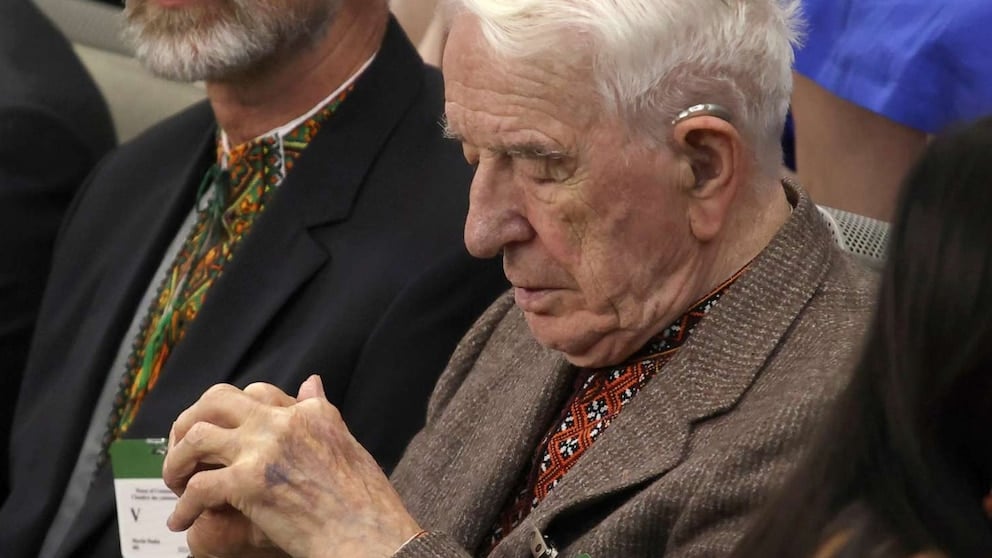 Featured image for Controversy Erupts as Canadian MPs Applaud Ukrainian Nazi Veteran