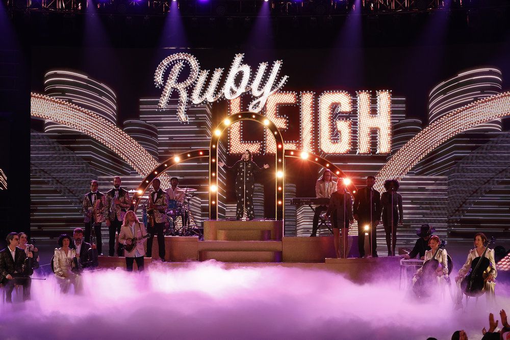 "The Voice Finale: Ruby Leigh's Mesmerizing Twist on an Elvis Classic Steals the Show"