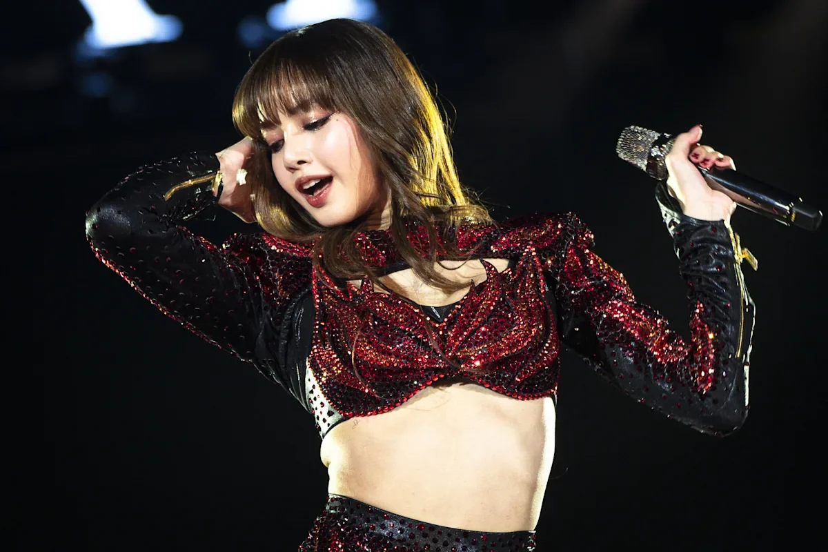Lisa to Launch First-Ever K-Pop Las Vegas Residency, Viva La Lisa