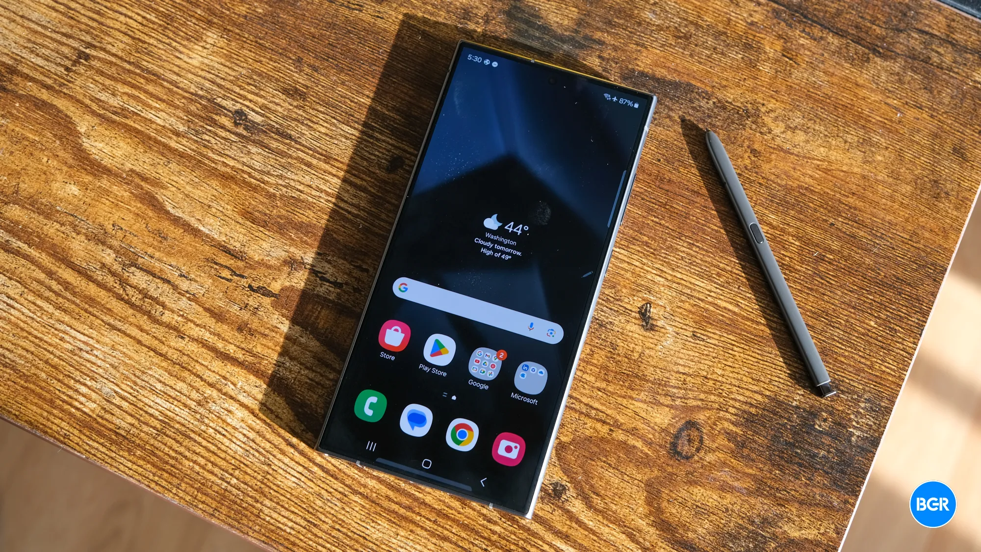 Featured image for Leaked Galaxy S25 Ultra Photos Reveal Design Changes Amid Price Hike Concerns