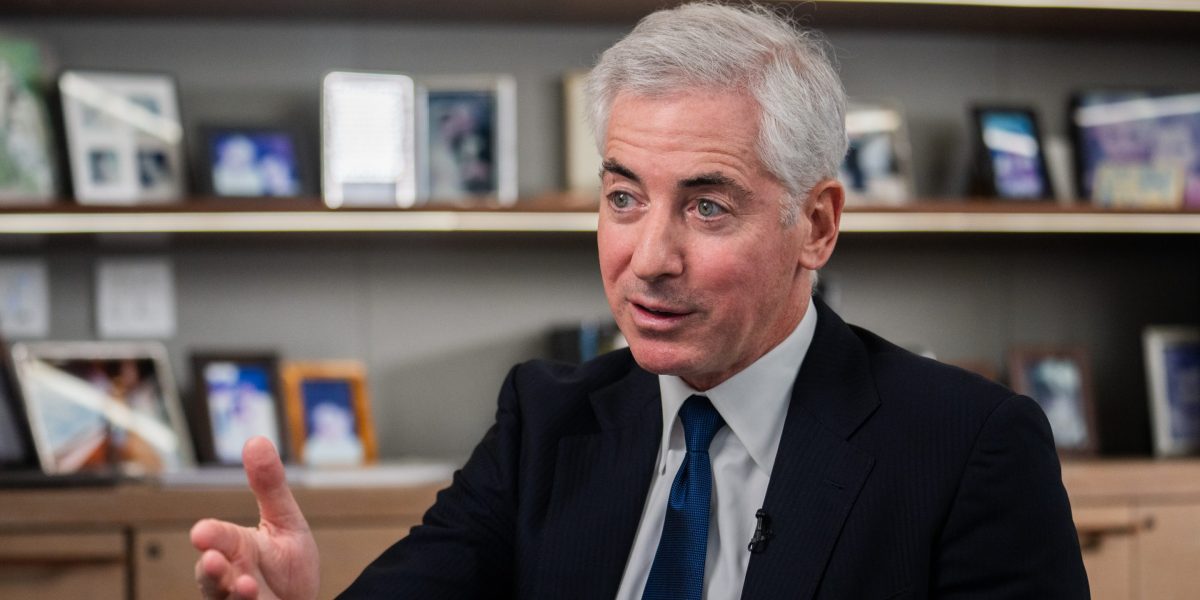 "Bill Ackman Warns of Hard Landing Without Fed Rate Cut"