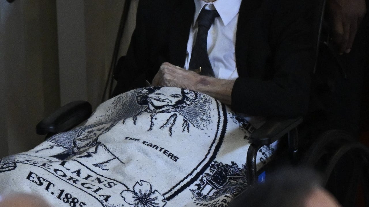 Featured image for Remembering Rosalynn Carter: A Life of Dedication and Love