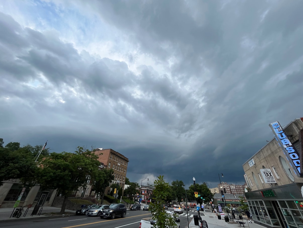 Featured image for Severe Weather and Heavy Rain Threaten East Coast on Memorial Day