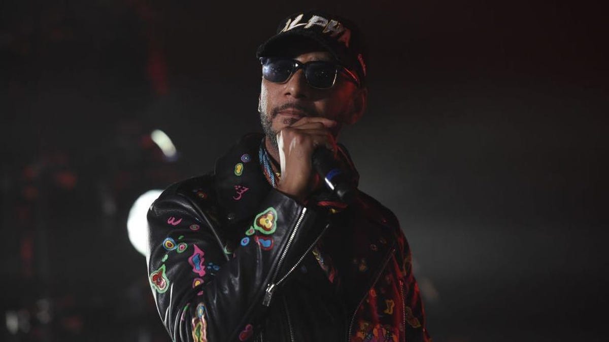 Featured image for "Swizz Beatz Stands Up for Alicia Keys Amid Super Bowl Criticism"
