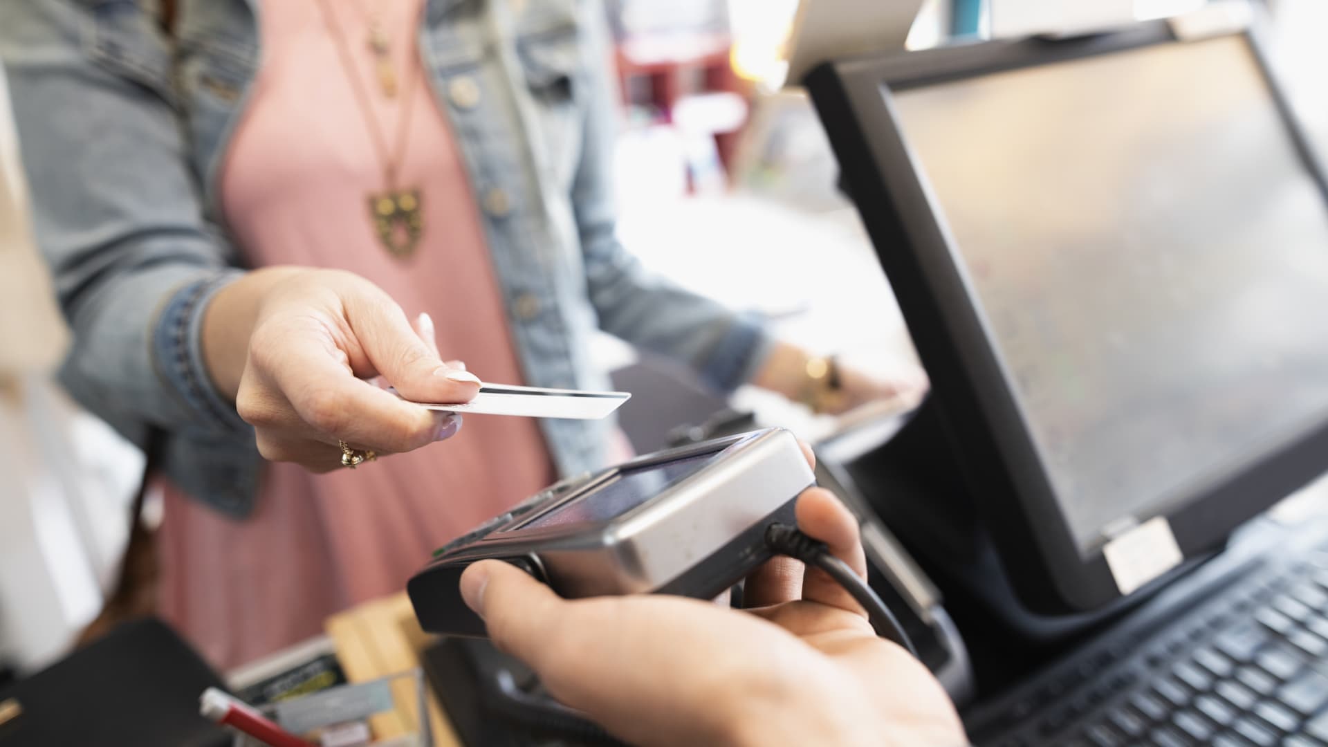 Avoid These Common Money Mistakes and Achieve Financial Freedom