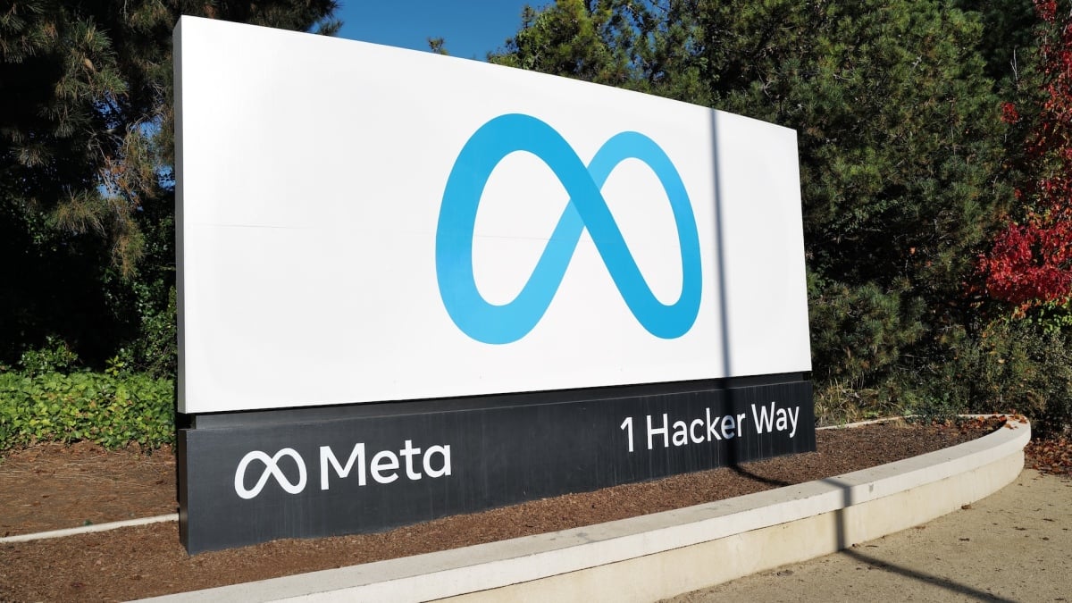 Featured image for How to Prevent Meta AI from Accessing Your Unshared Facebook Photos