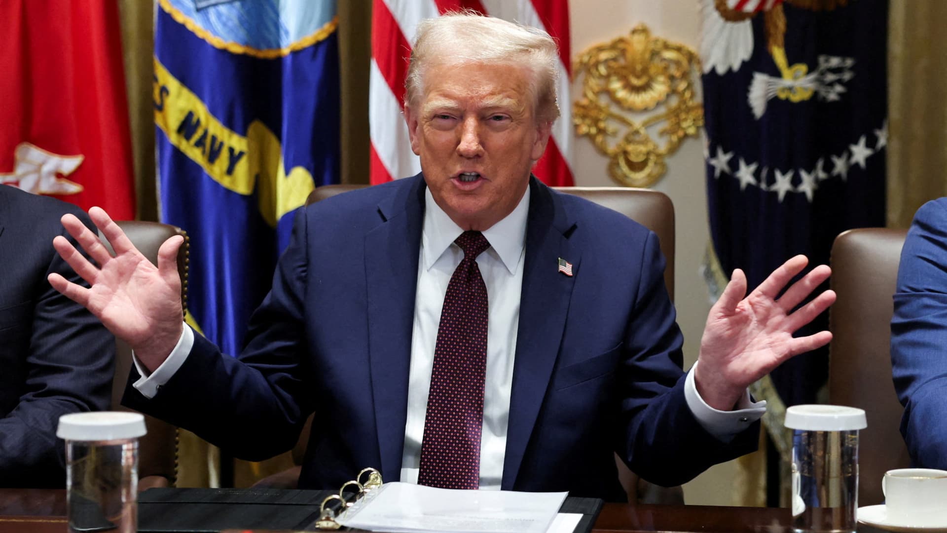 Trump urges Supreme Court to uphold broad tariffs in key legal challenge