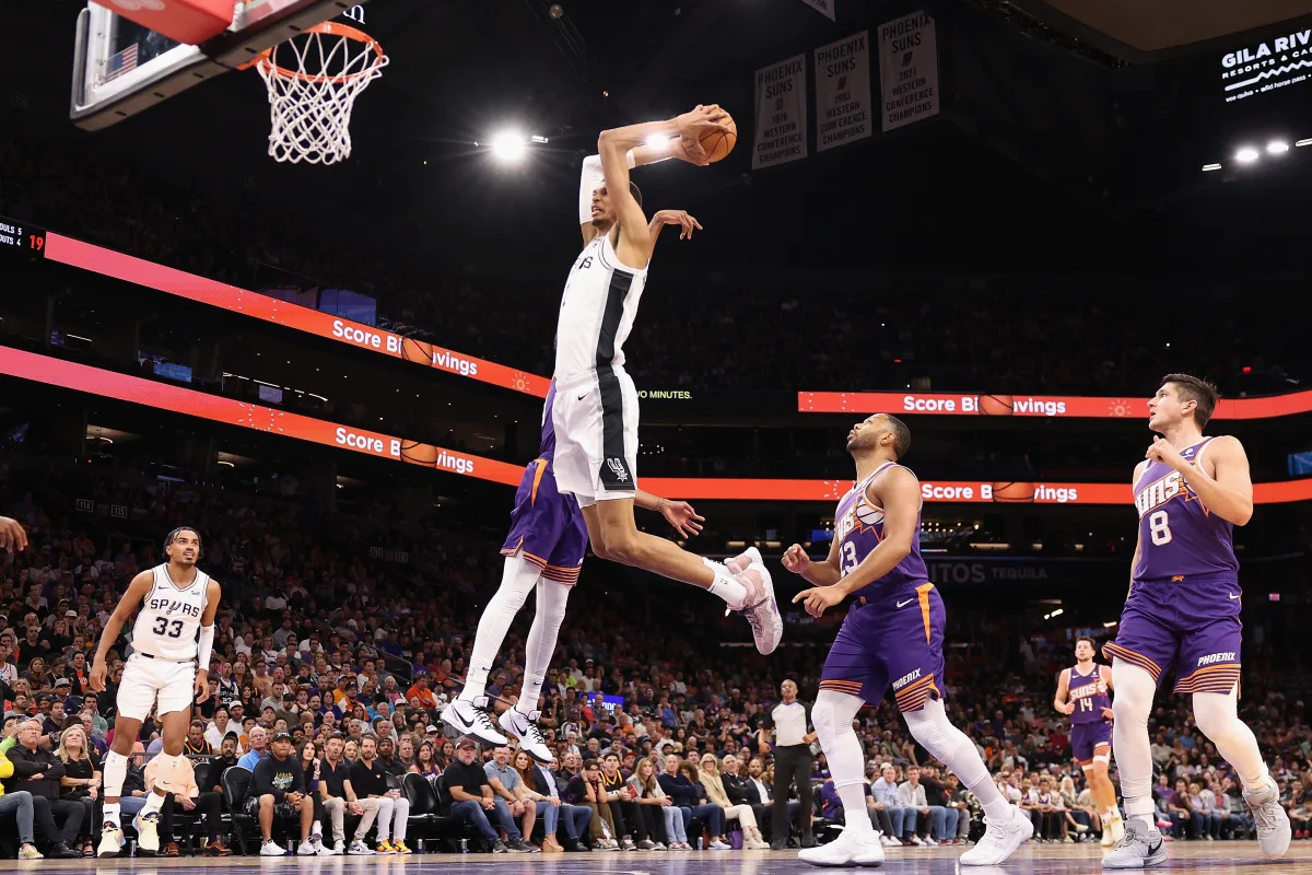 "Victor Wembanyama Dominates with 38 Points in Spurs' Win over Suns"