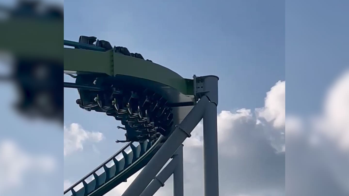 "Cracked Support Pillar Forces Shutdown of Famous Roller Coaster"
