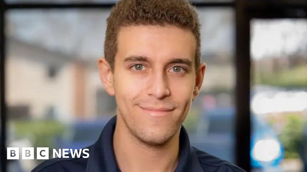 Featured image for Chess Community Mourns the Death of Grandmaster Daniel Naroditsky at 29