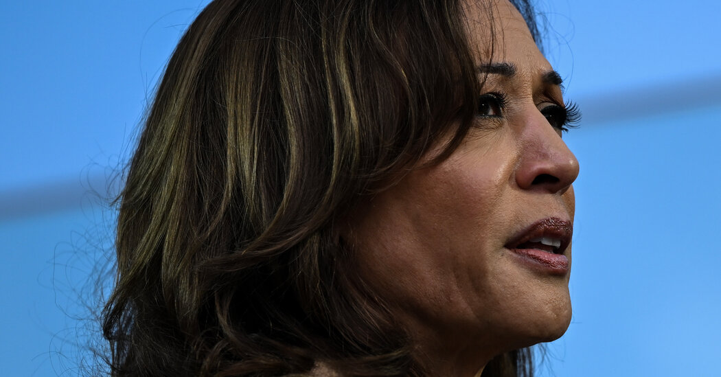 Featured image for Kamala Harris to publish memoir on 2024 presidential bid