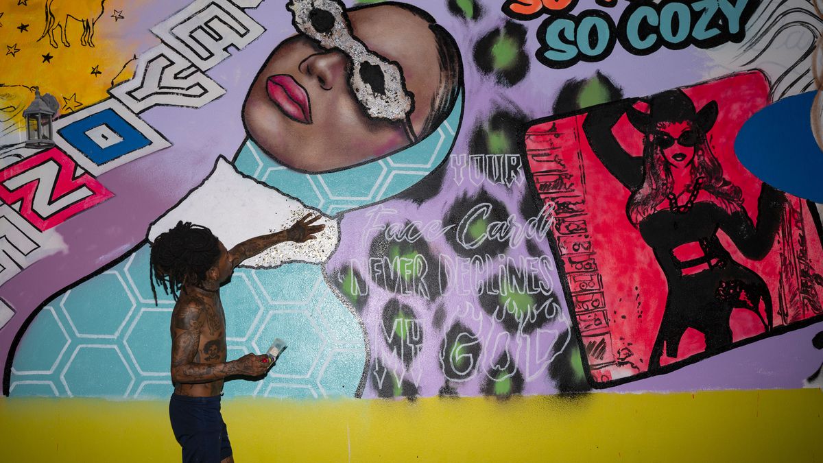 Beyonce's Tampa Mural Captures Queen Bey's Attention