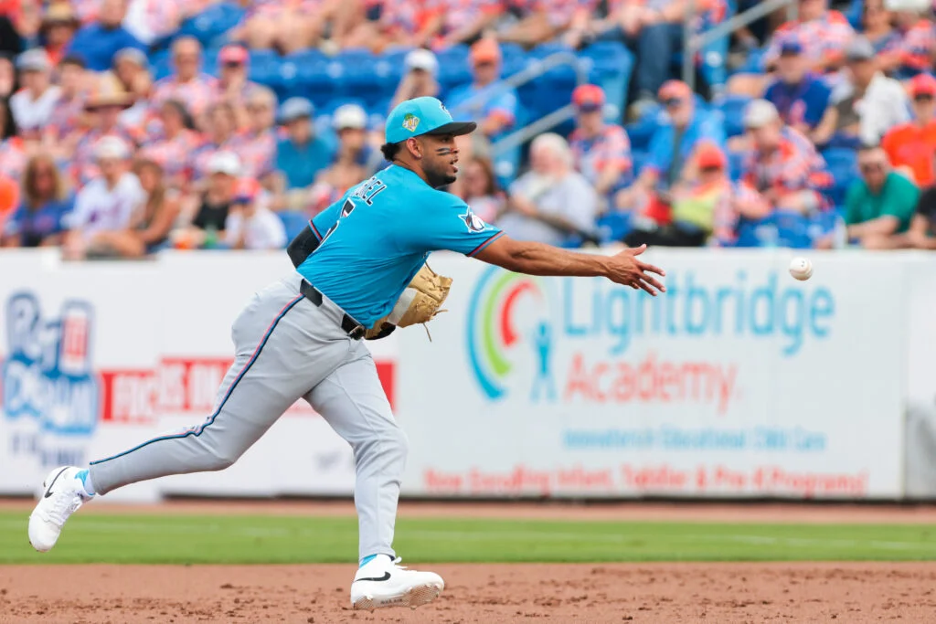 Marlins' Morel Out 4-6 Weeks with Oblique Strain, De Los Santos Recalled