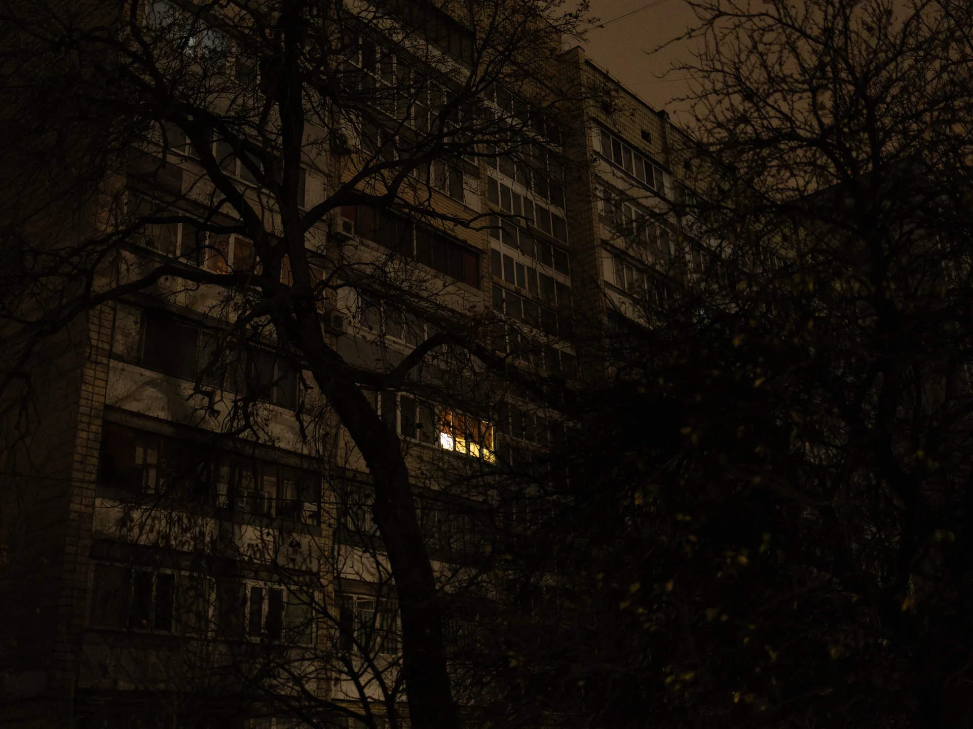 Featured image for Ukraine's Defense Holds Firm Amid Ongoing Clashes in Pokrovsk