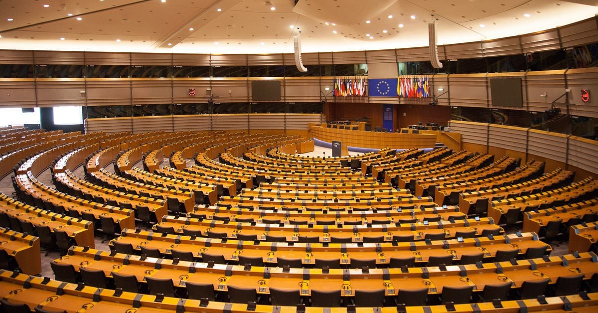 Featured image for EU Lawmakers Approve Limits on Anonymous Crypto Wallet Payments.