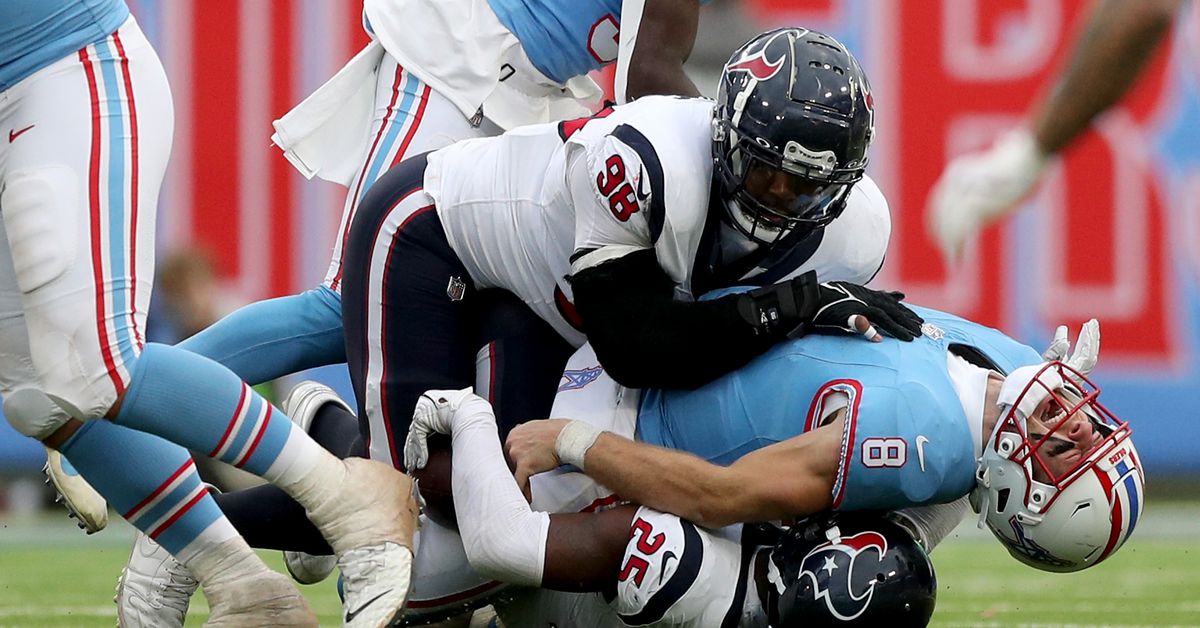 Featured image for Titans QB Will Levis' Ankle Injury Threatens Seahawks Game