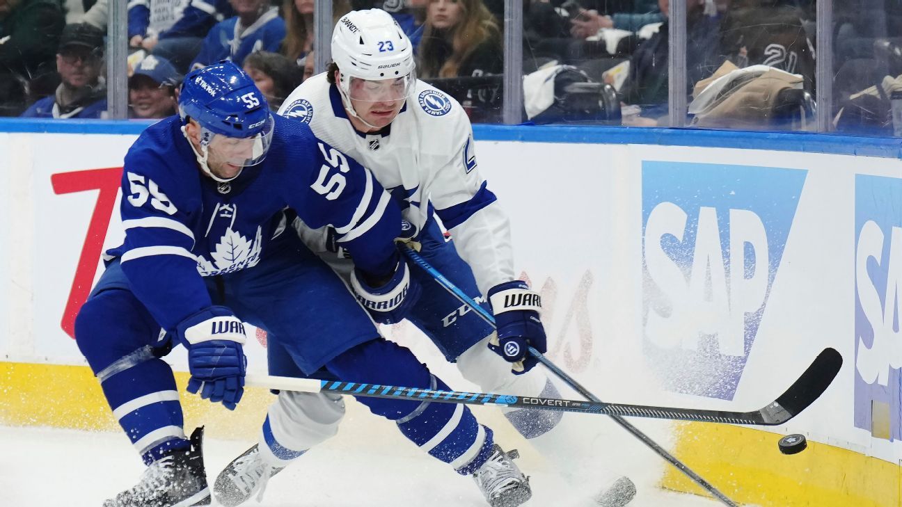 "Maple Leafs' Bunting faces hearing after hit in Game 1 loss to Lightning"