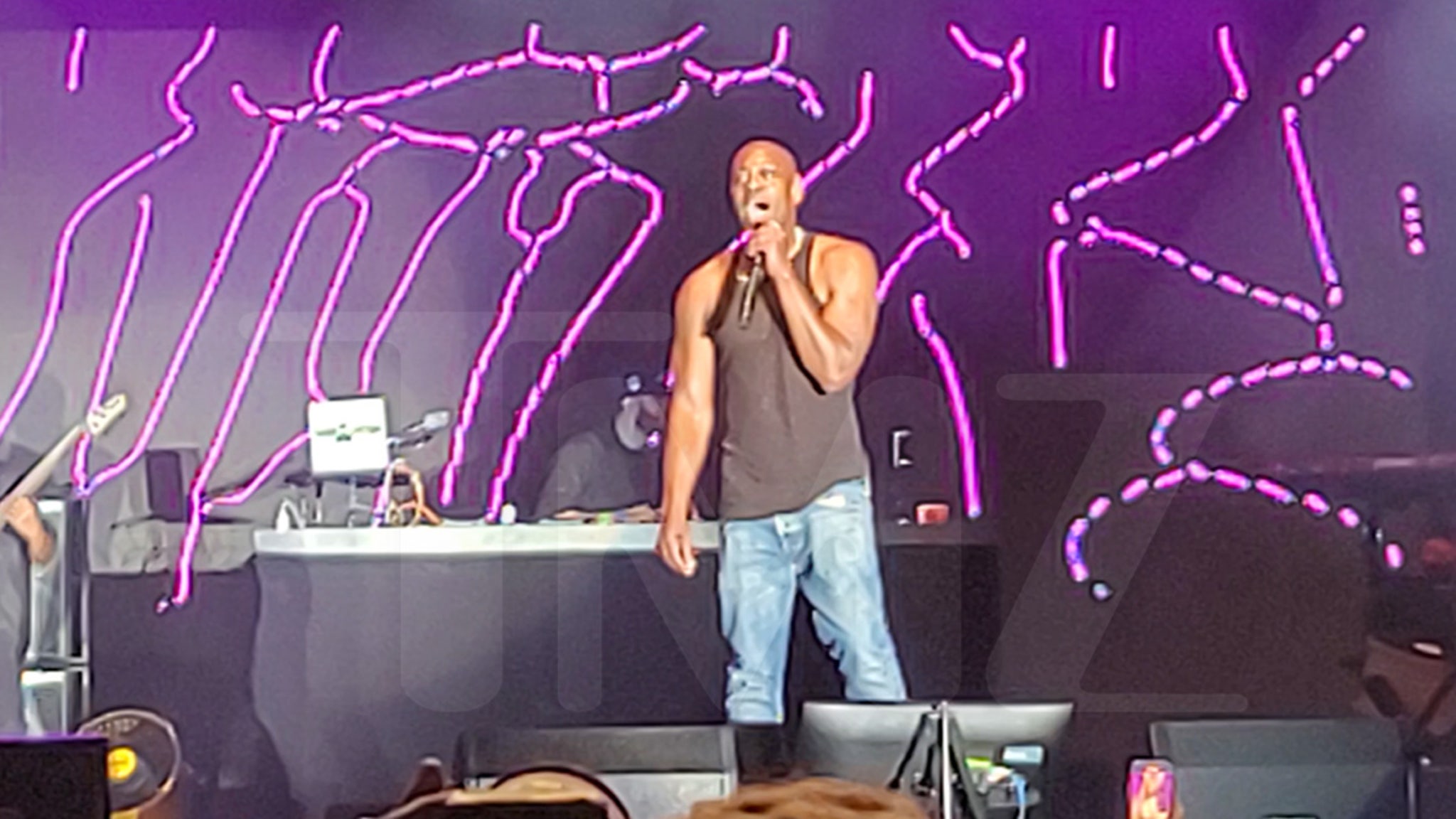 Dave Chappelle's Surprise Performance Steals the Show at Cincinnati Music Festival