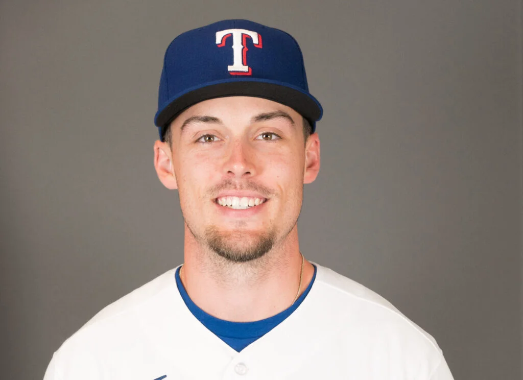 Rangers Promote Evan Carter, Place Adolis García on IL