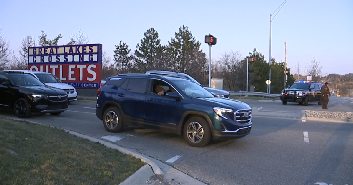 Featured image for No Injuries or Confirmed Shooter at Great Lakes Crossing and Southdale Malls