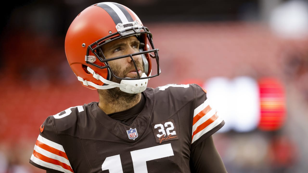 Quarterback Updates: Flacco Remains Starter, Lawrence Plays Through Injury