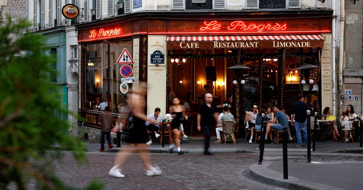 Featured image for Euro Zone's Deepening Economic Gloom Fuels Bets on ECB's September Pause