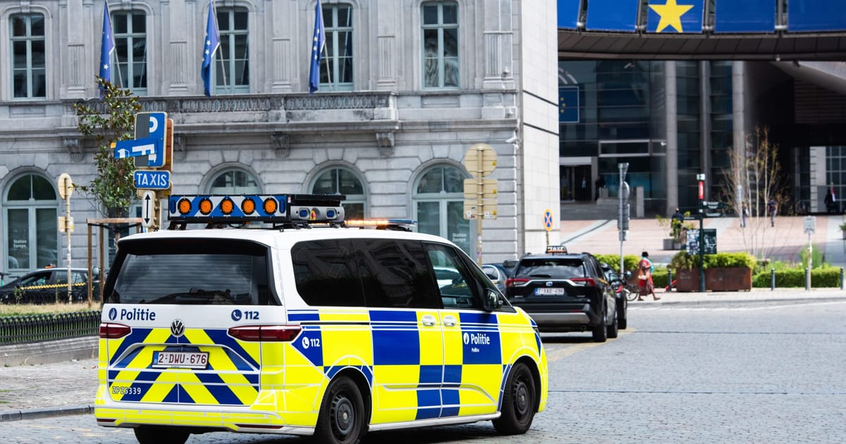 Featured image for Belgian Police Foil Terror Plot Targeting Prime Minister