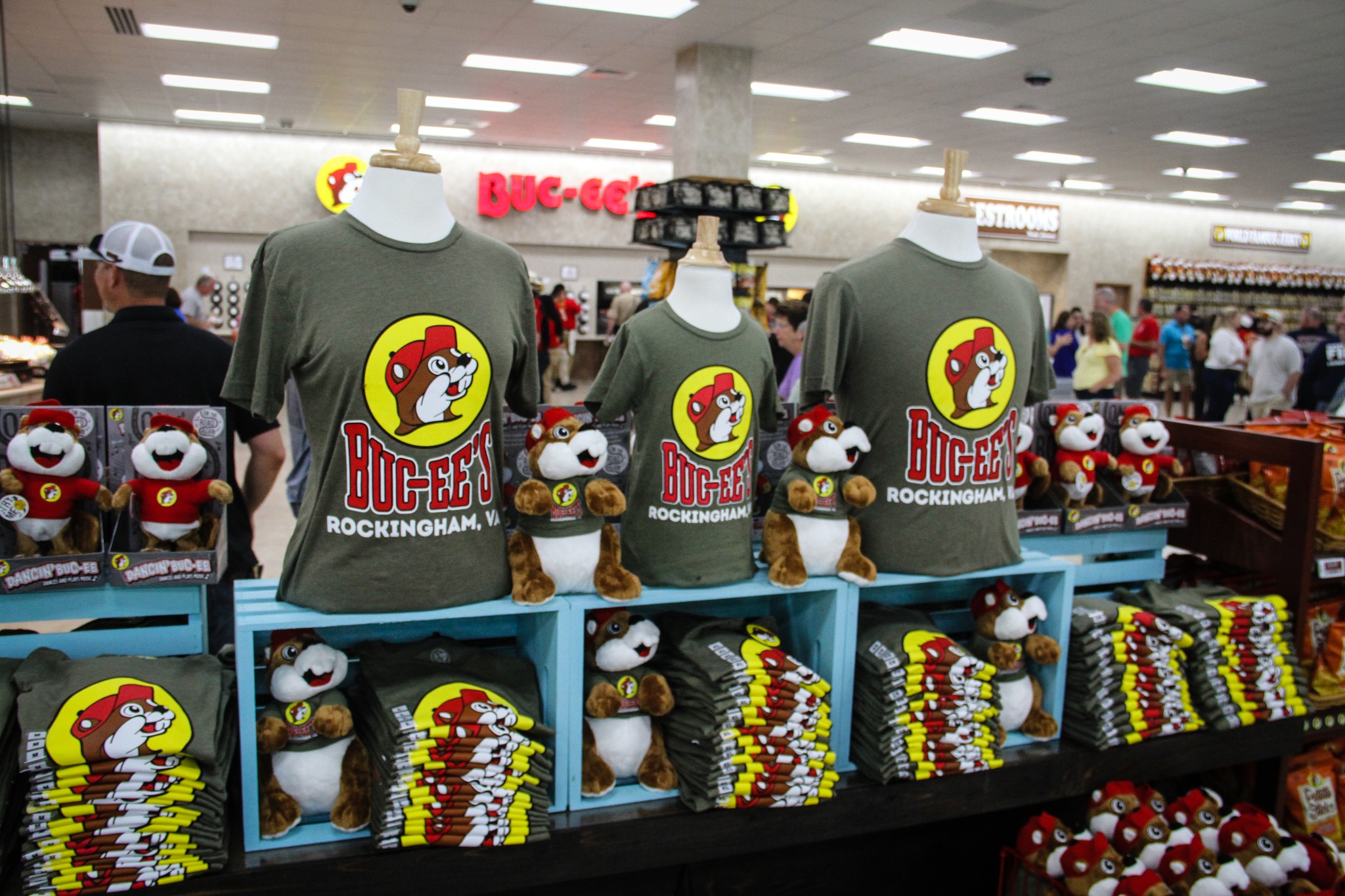Featured image for Virginia's First Buc-ee's Opens with Texas-Sized Convenience in Rockingham County