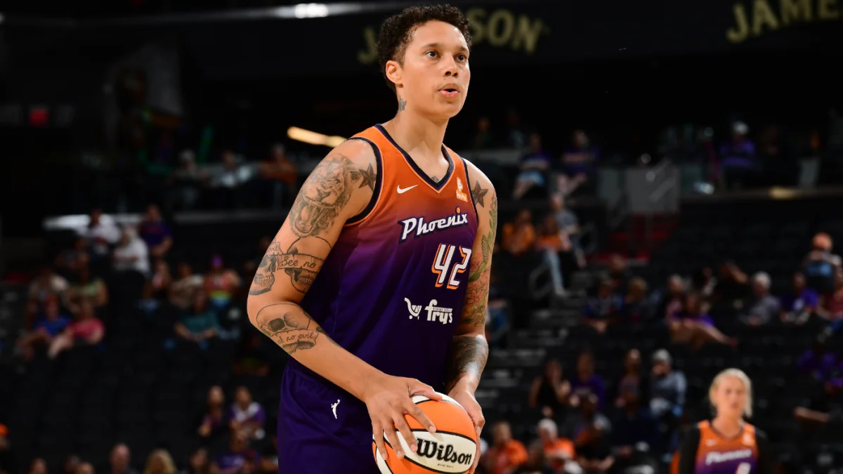 WNBA Star Brittney Griner Harassed at Airport, League Responds.