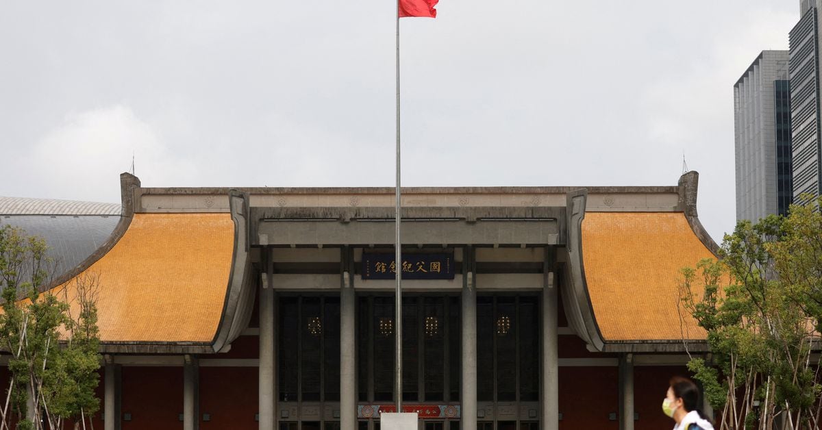 China's Cheap Trips Tempt Taiwan Politicians, Sparking Election Interference Concerns
