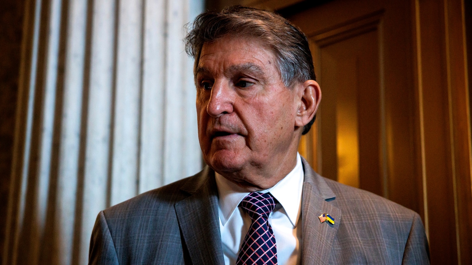Featured image for "Sen. Joe Manchin Rules Out 2024 Presidential Run"